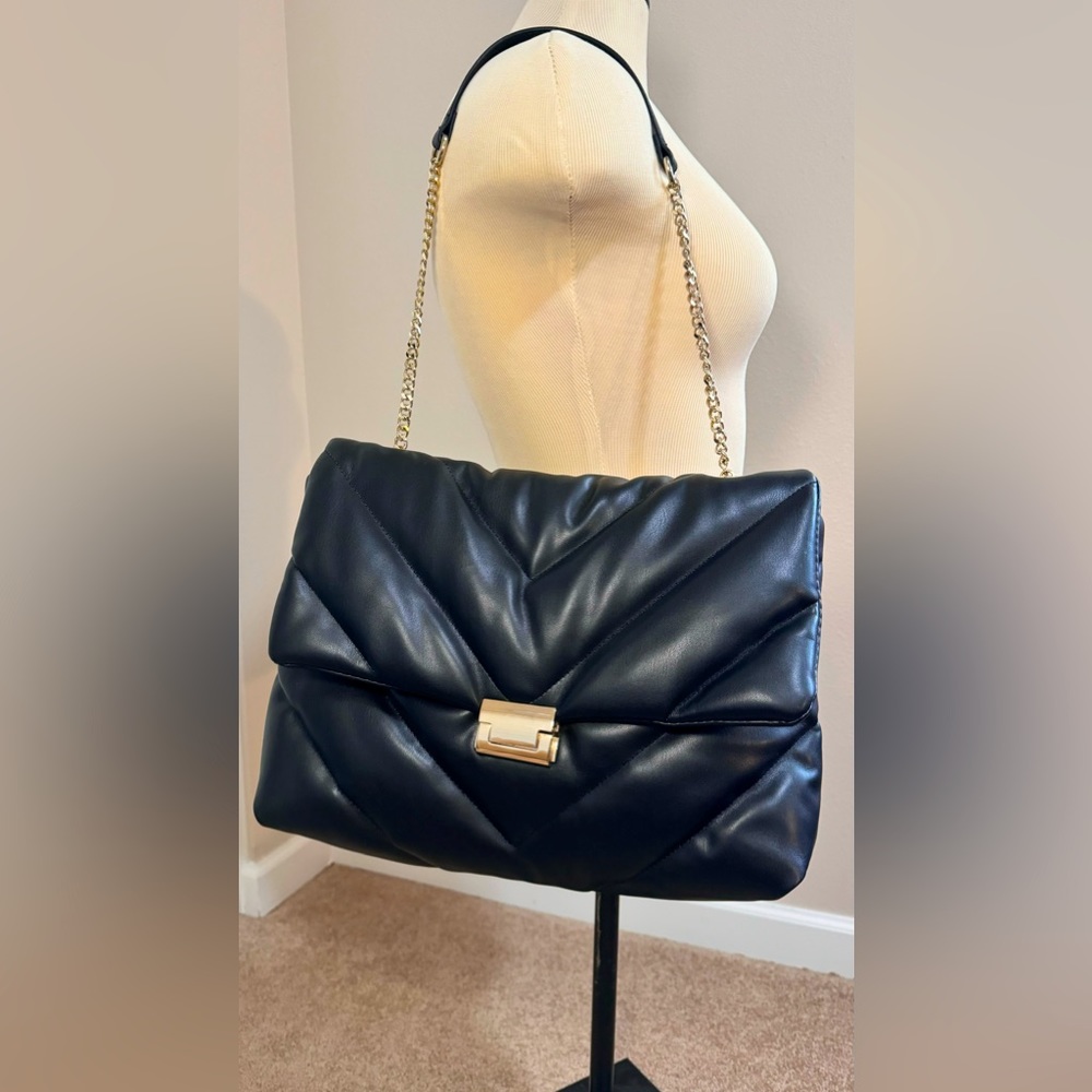 ZARA Maxi Quilted Bag in Black